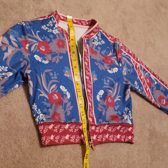 Jacket - Picture 5 of 6
